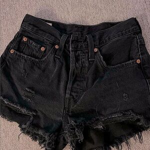 LEVI’S Women's Black Distressed Denim Shorts